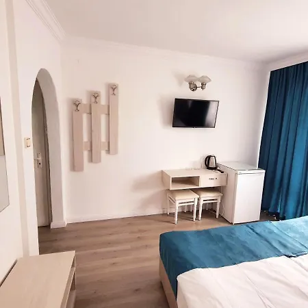 Guest House Kolev - central-3
